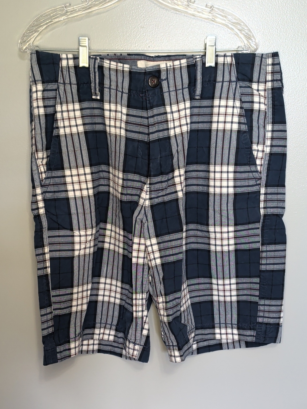 American Eagle Outfitters Navy White With Maaroon AccentsPlaid Flat-Front Shorts